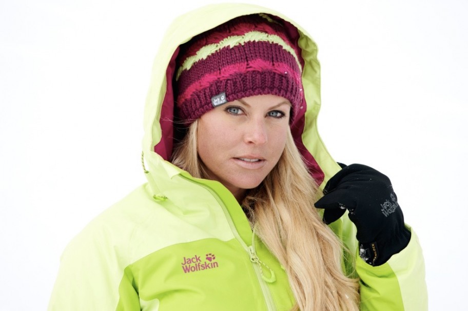 Book Chemmy Alcott