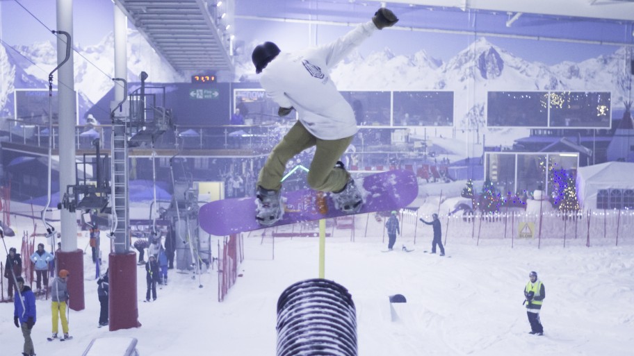 Freestylers in an indoor slope near London