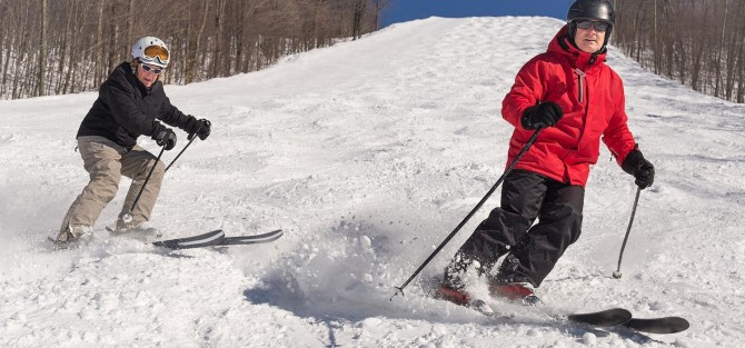 Learning to ski the moguls